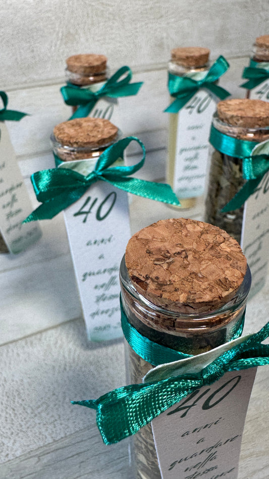 Segnaposto Anniversario Nozze – Provetta in Vetro con Spezie & Sale Personalizzata