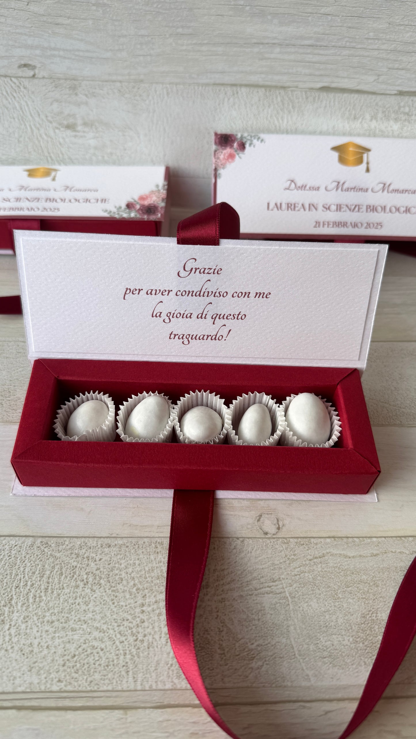 Porta confetti in confezione a libro personalizzabile