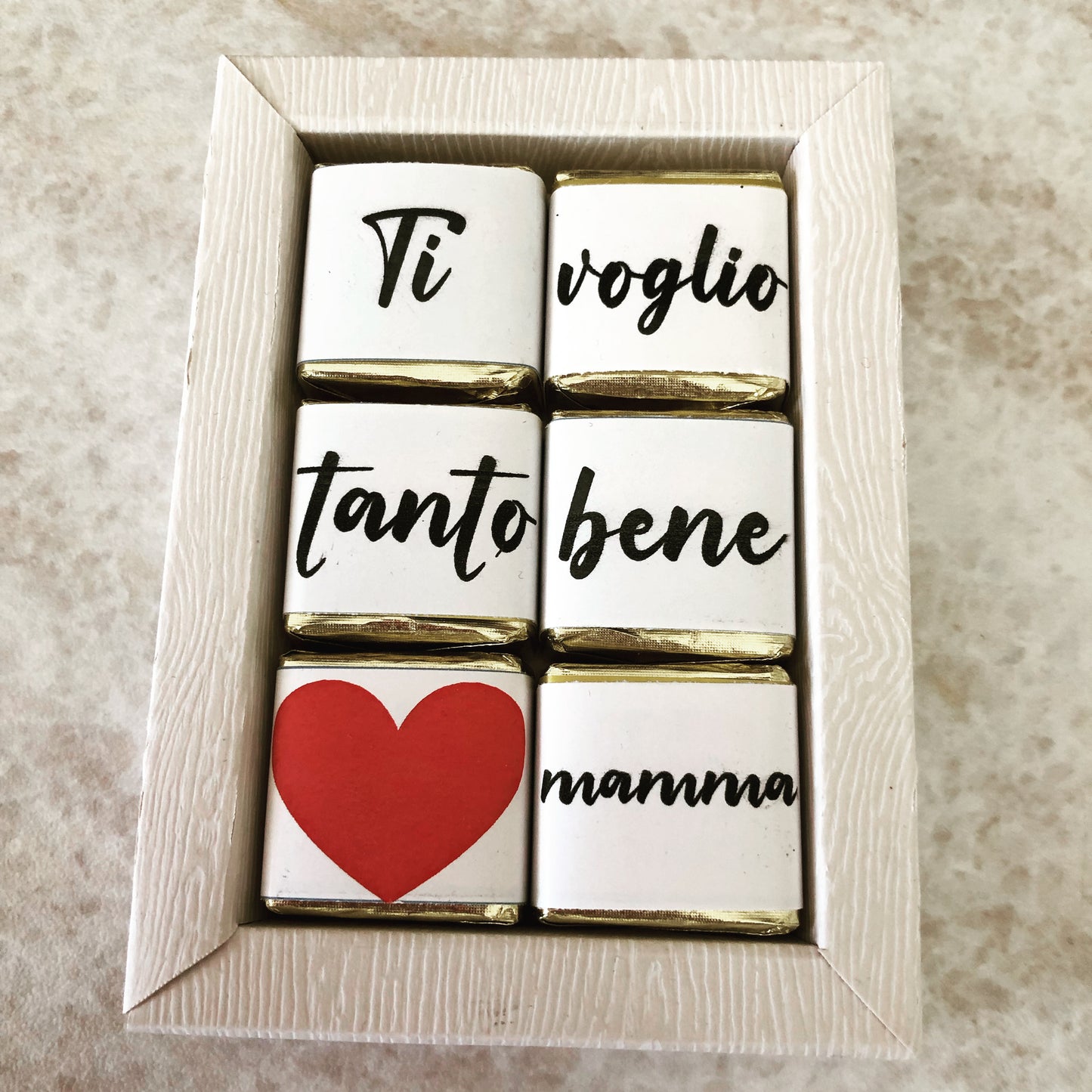 Scatola con cioccolatini personalizzabile - 25x25mm