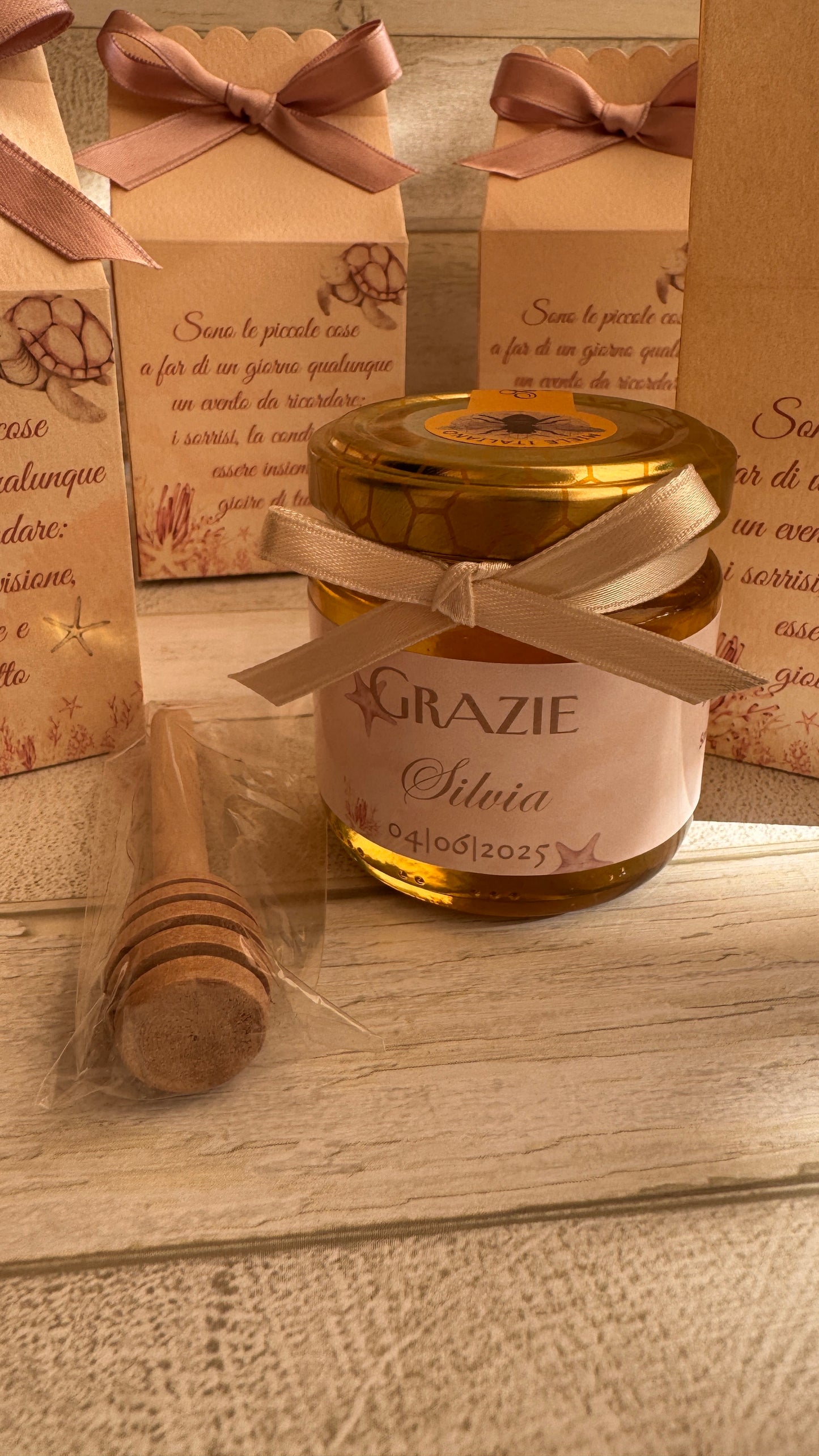 Bomboniera con Miele Personalizzato in confezione "Milk Box"