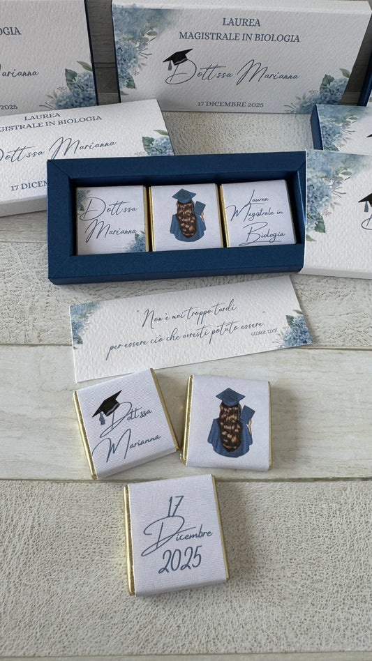 Cioccolatini Laurea – Cofanetto a Scorrimento Personalizzabile (33 × 33 mm)
