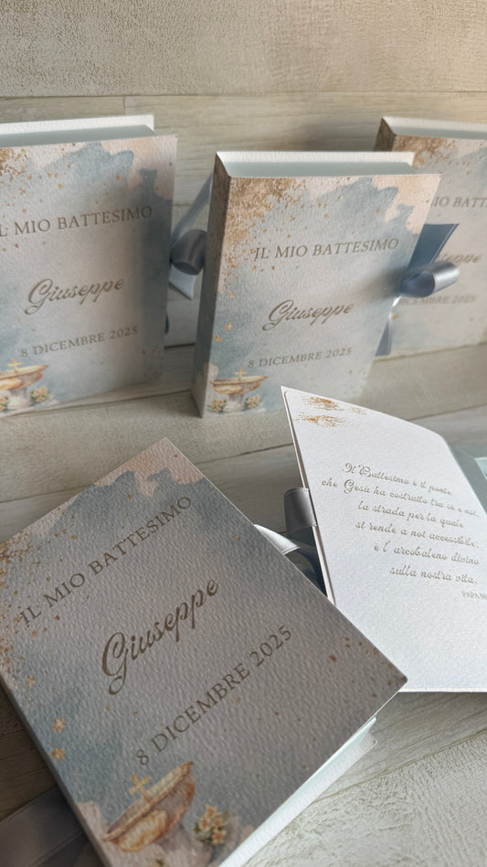 Bomboniera Battesimo a Libro con Cuore in Gesso Profumato – Apertura Laterale