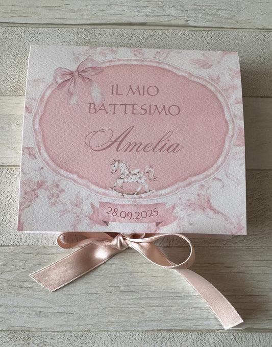 Bomboniera Battesimo - Cofanetto Libro con Giostra Cavalli in Cera di Soia