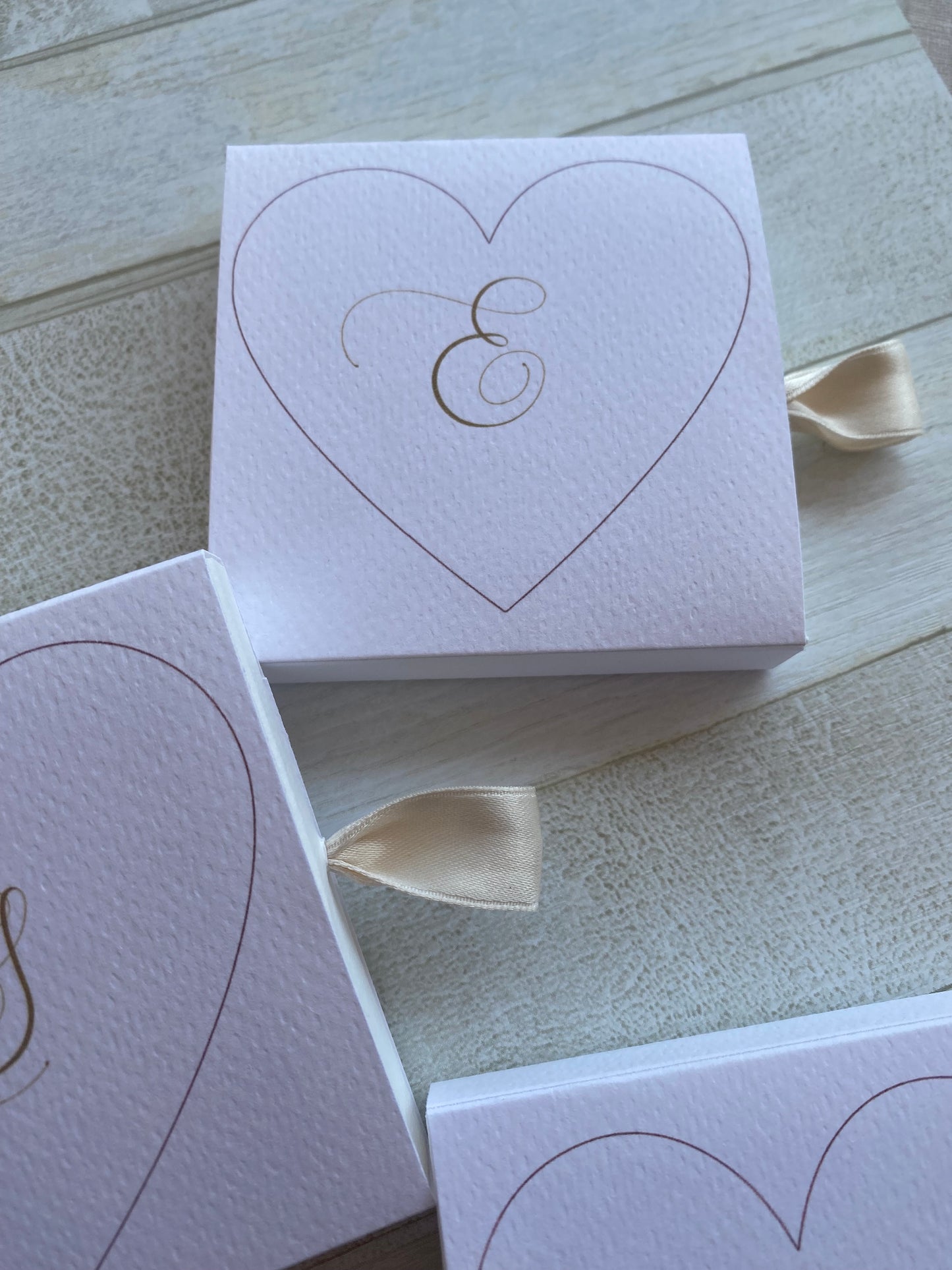 Cuore in polvere di ceramica in confezione regalo