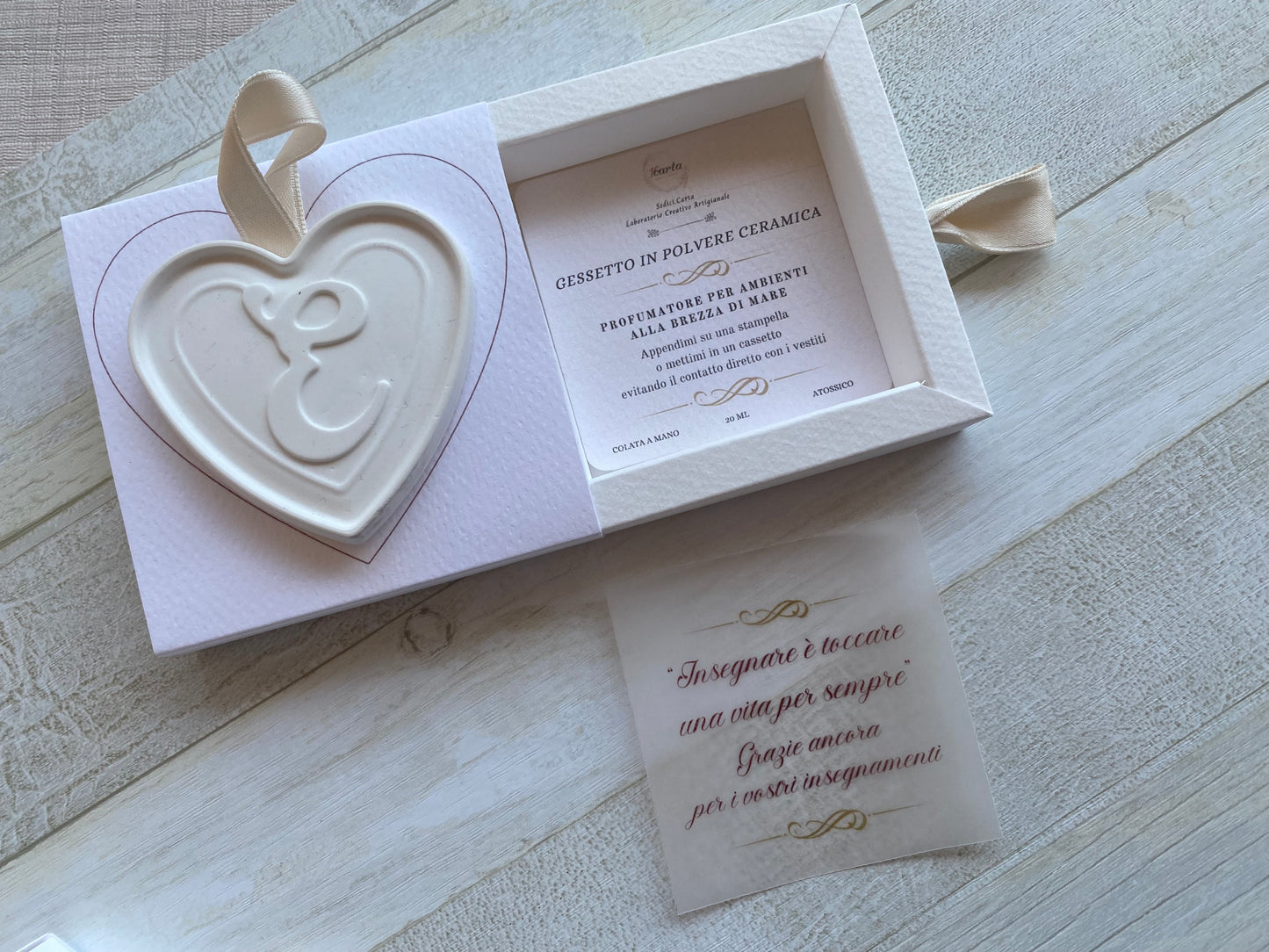 Cuore in polvere di ceramica in confezione regalo