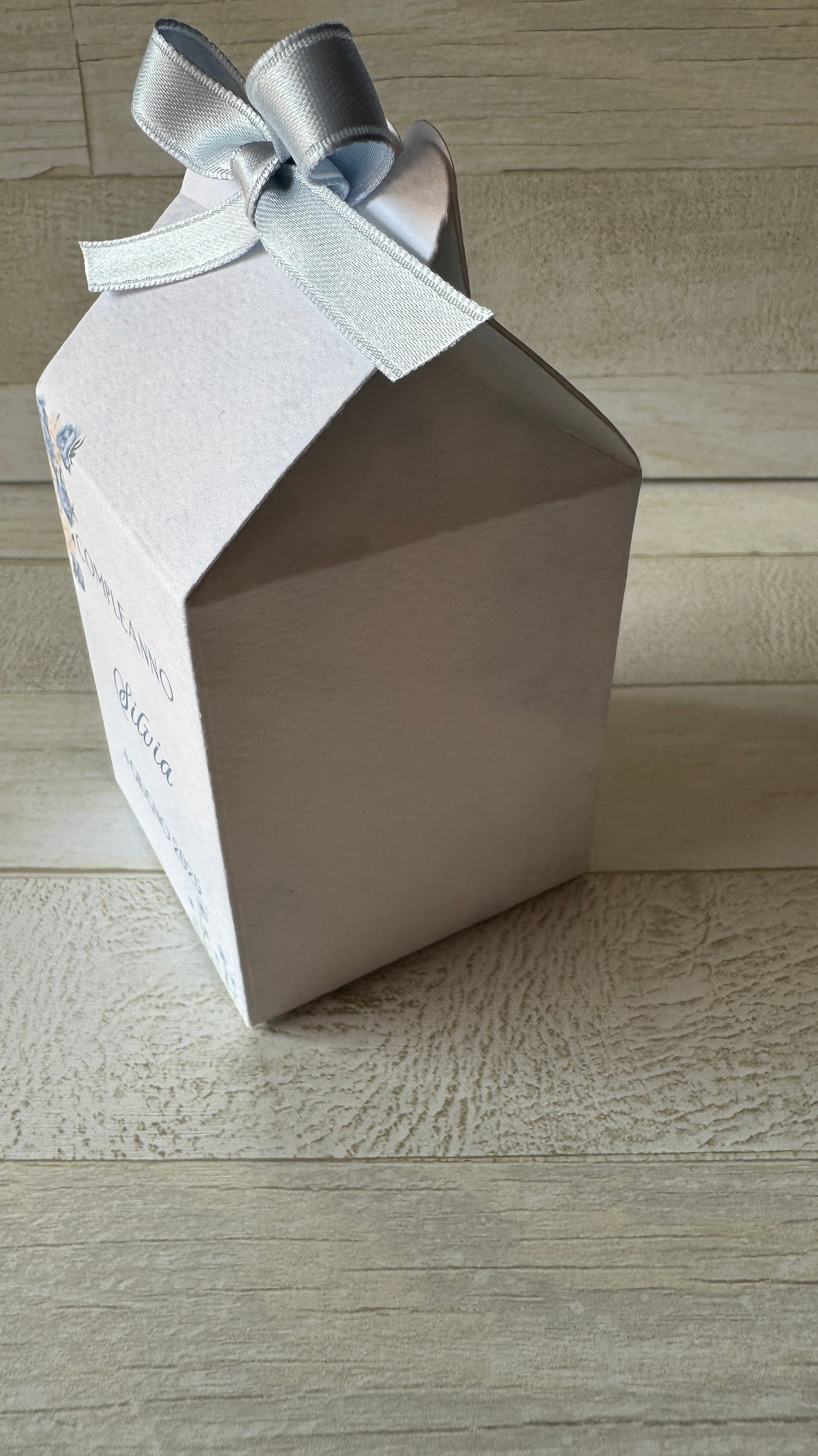 Bomboniera con Miele Personalizzato in confezione "Milk Box"