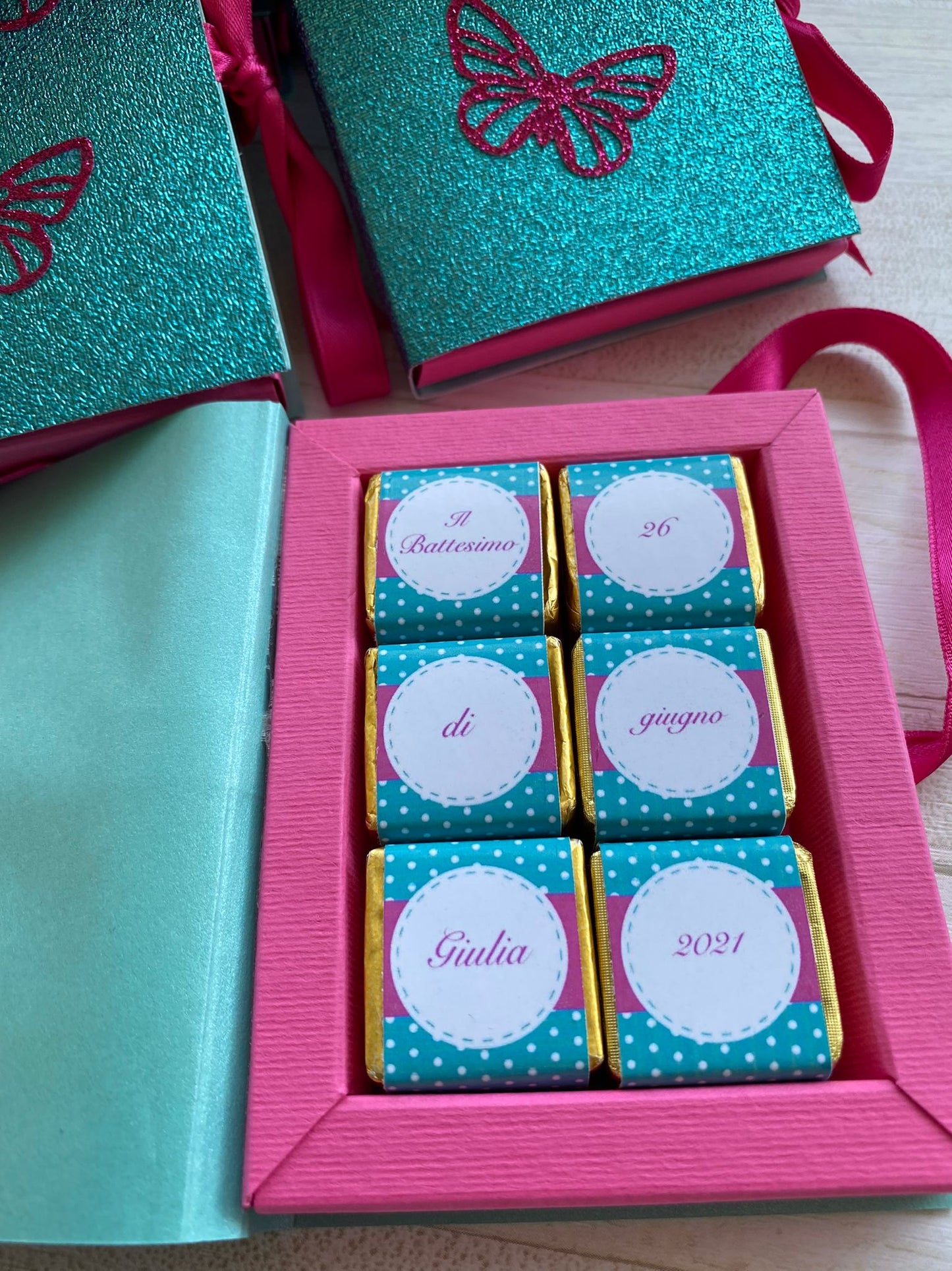 Scatola con cioccolatini personalizzabile - 25x25mm