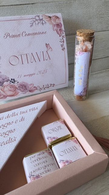 Cofanetto regalo a libro personalizzato per Comunione-Cresima con infuso e confetti