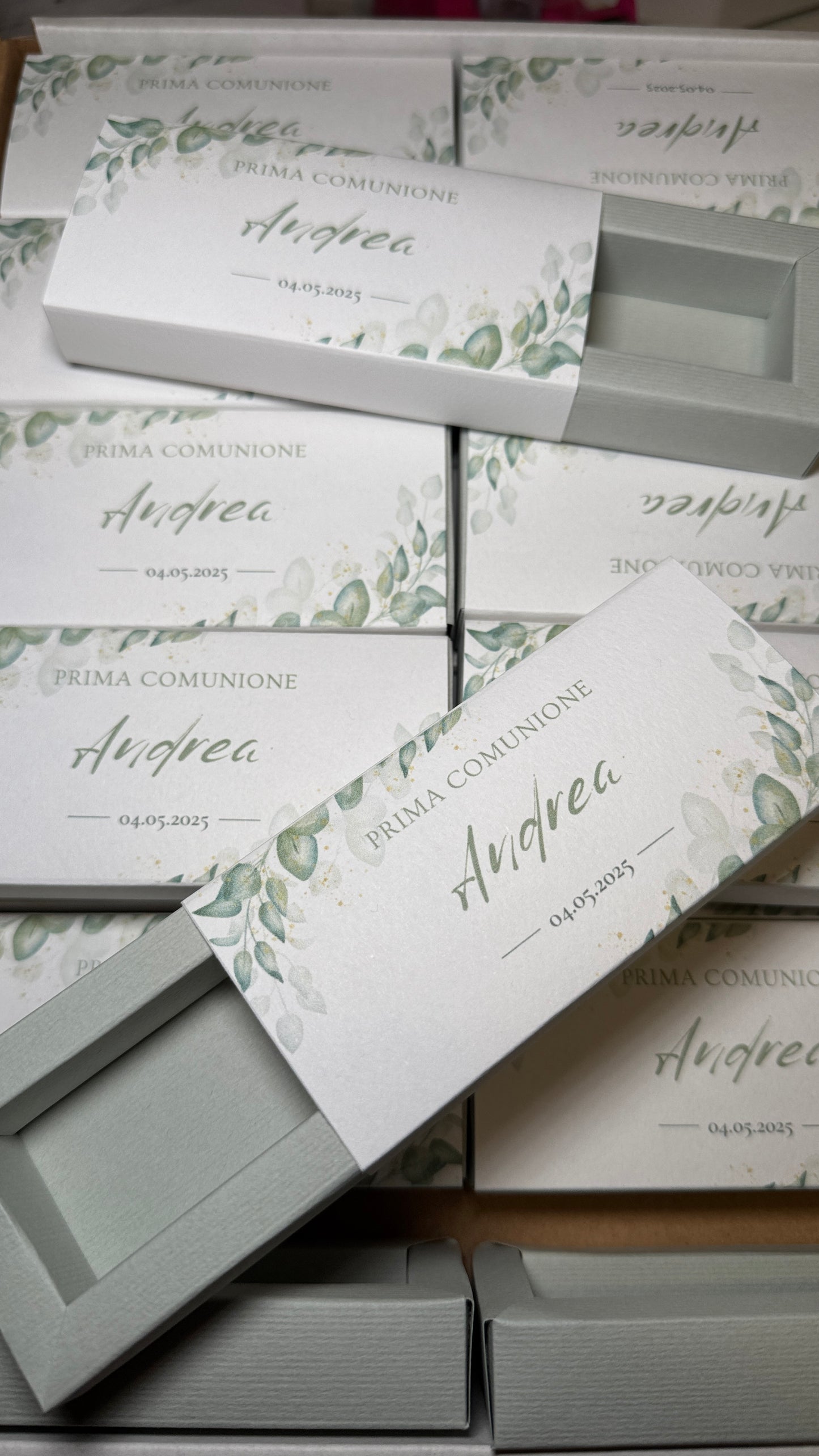 Porta confetti Comunione e Cresima – Cofanetto a scorrimento degustazione personalizzabile (9 confetti)