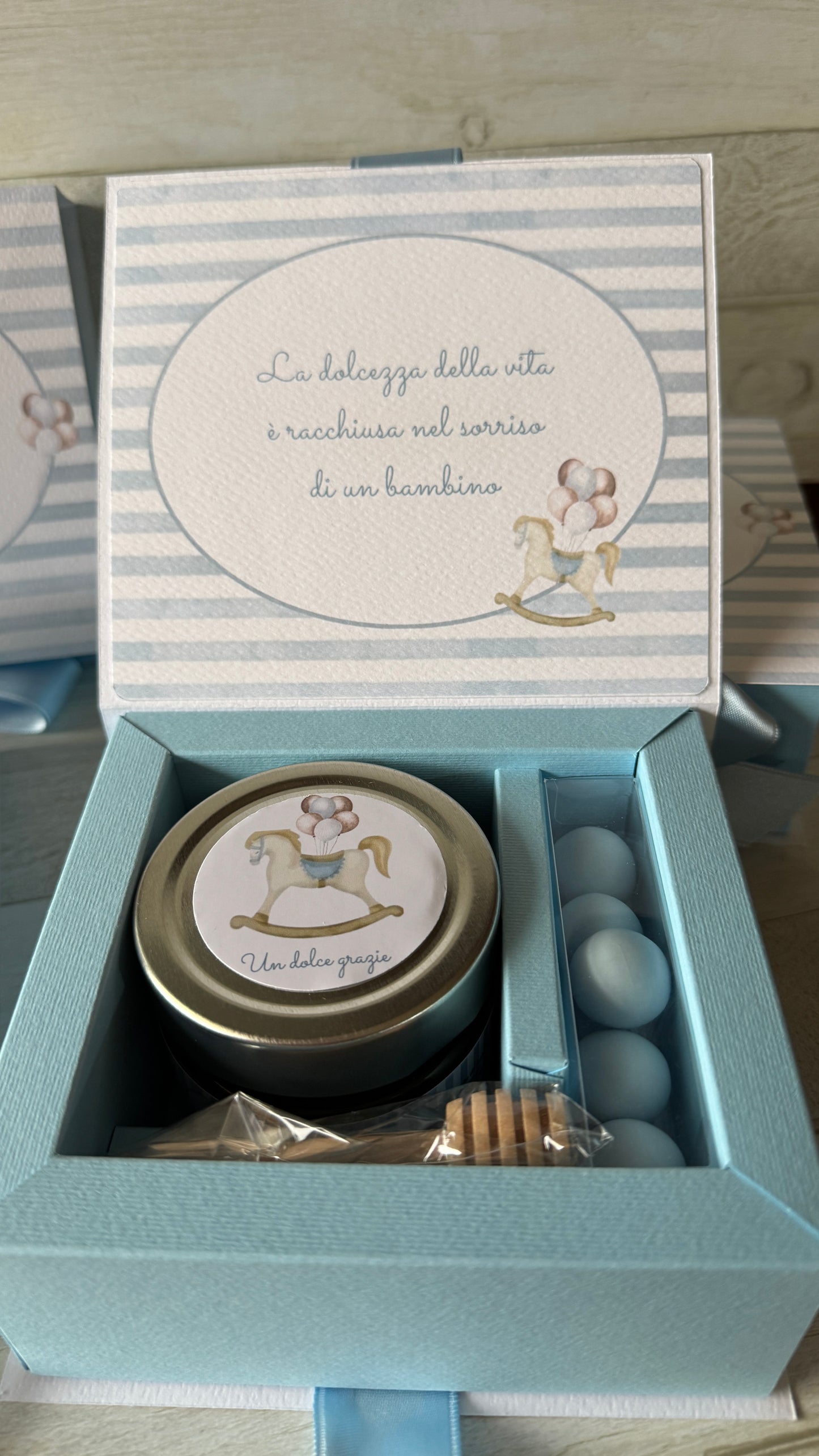 Bomboniera Battesimo con Vasetto di Miele 140 g – Cofanetto a Libro