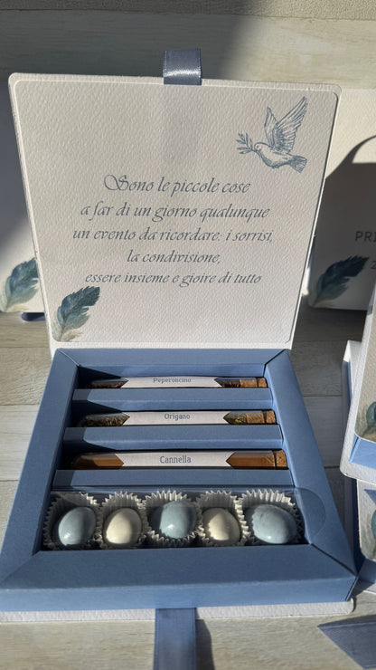 Cofanetto regalo a libro personalizzato con set di 3 di spezie per Comunione-Cresima