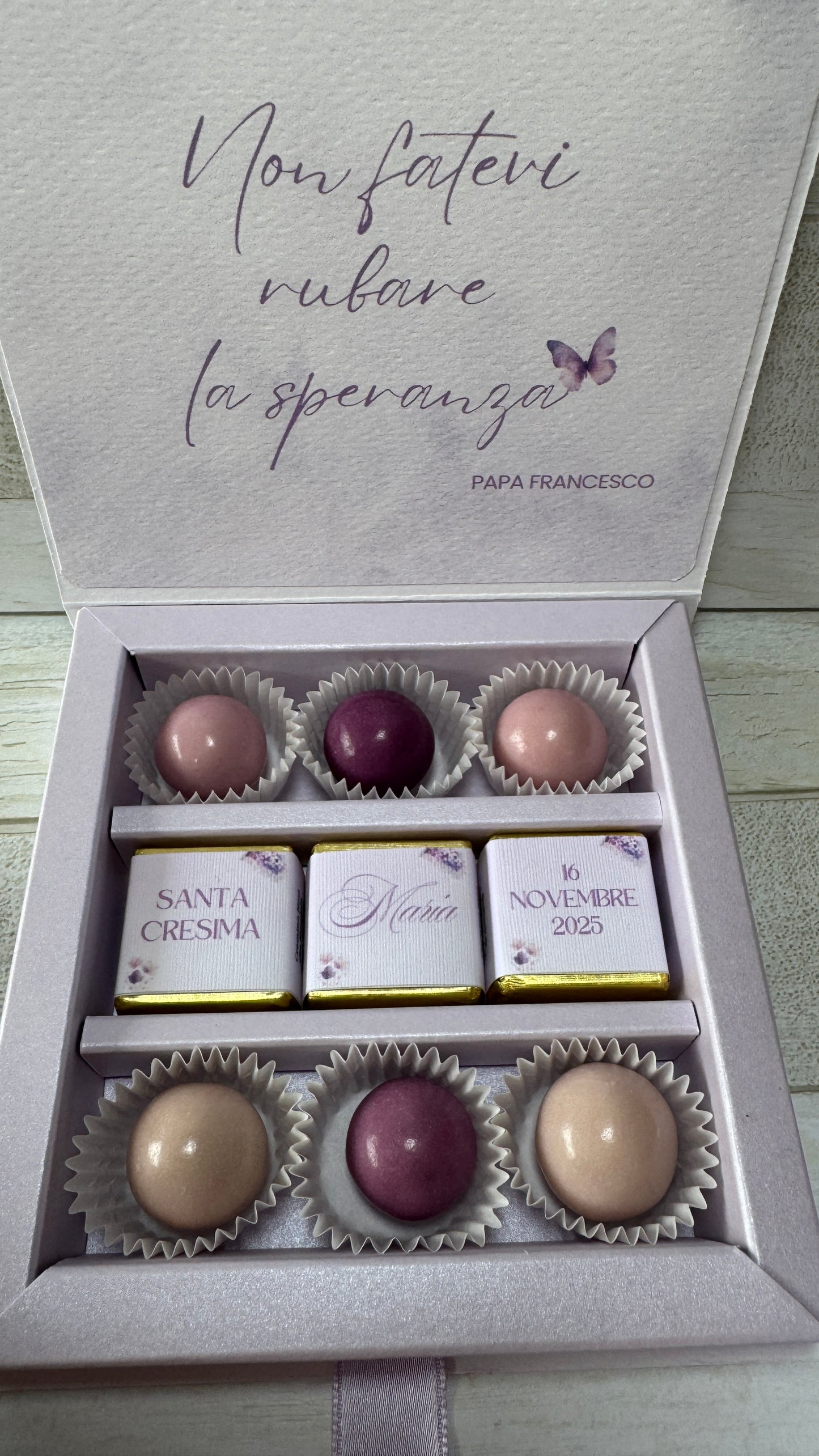 Porta confetti e cioccolatini Comunione e Cresima – Cofanetto a libro personalizzato