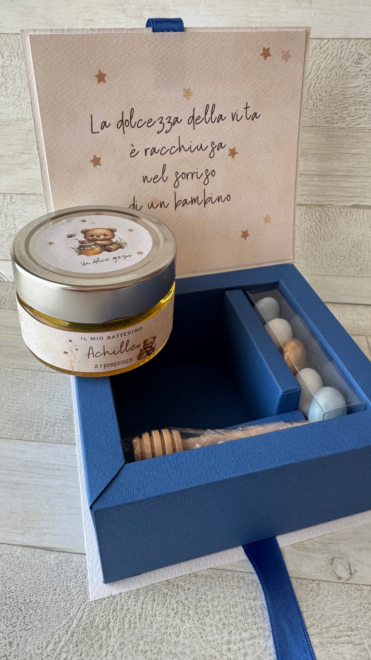 Bomboniera Battesimo con Vasetto di Miele 140 g – Cofanetto a Libro