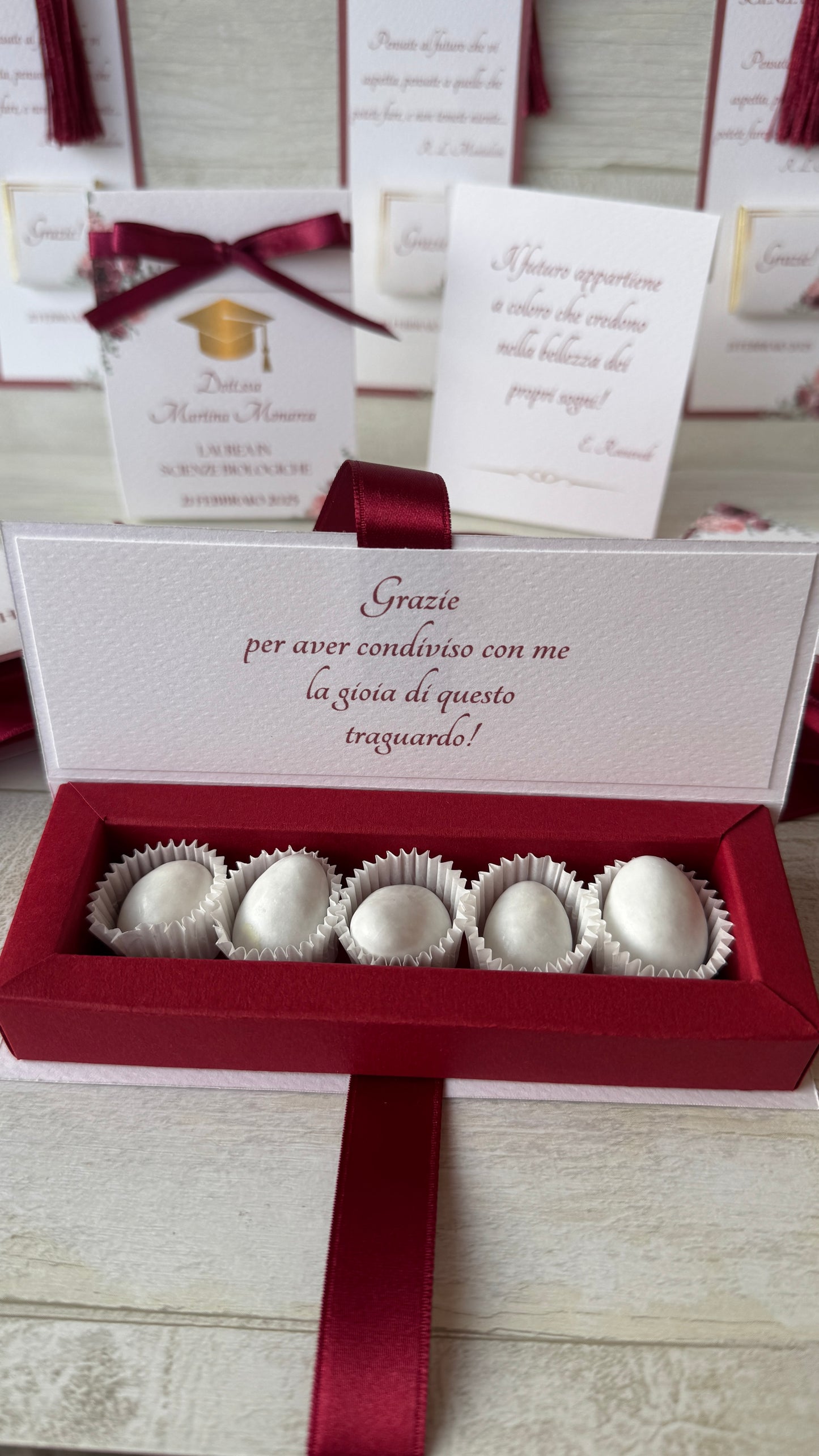 Porta confetti in confezione a libro personalizzabile