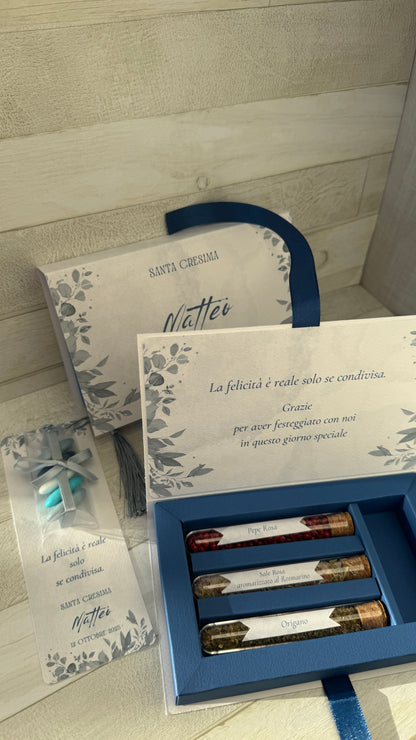 Bomboniera Comunione e Cresima – Cofanetto a Libro con Set di 3 Spezie