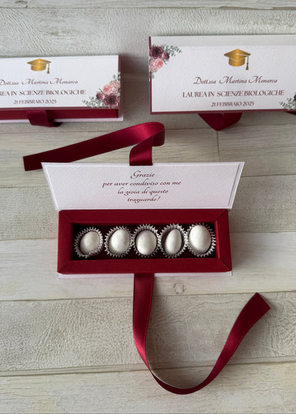 Porta confetti Laurea – Cofanetto a libro degustazione personalizzabile (5 confetti)