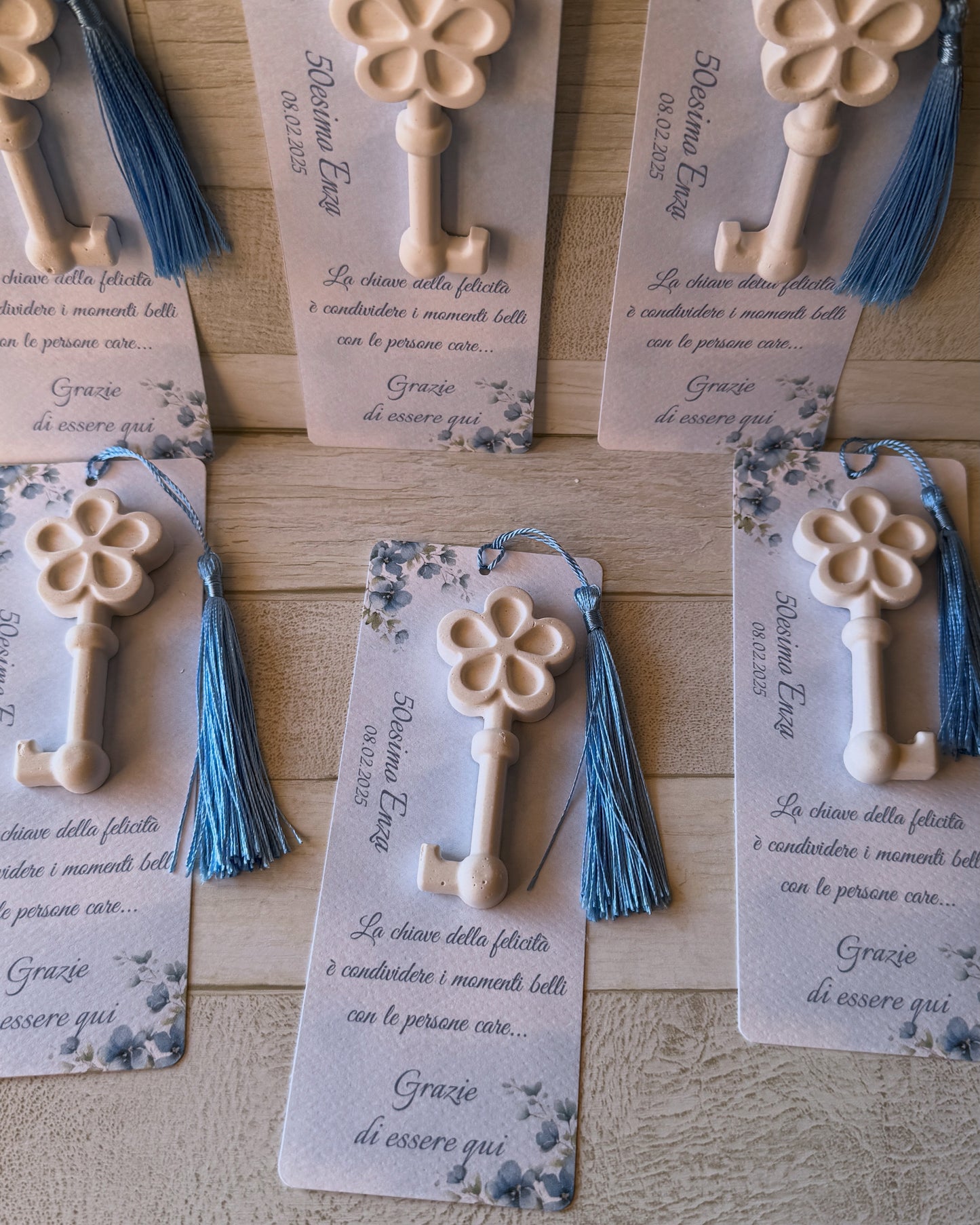 Segnaposto Compleanno – Segnalibro con Profumatore "Chiave" in Gesso