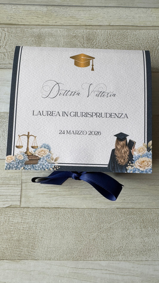 Bomboniera Laurea con Dalia Profumata in Cera di Soia – Cofanetto a Libro