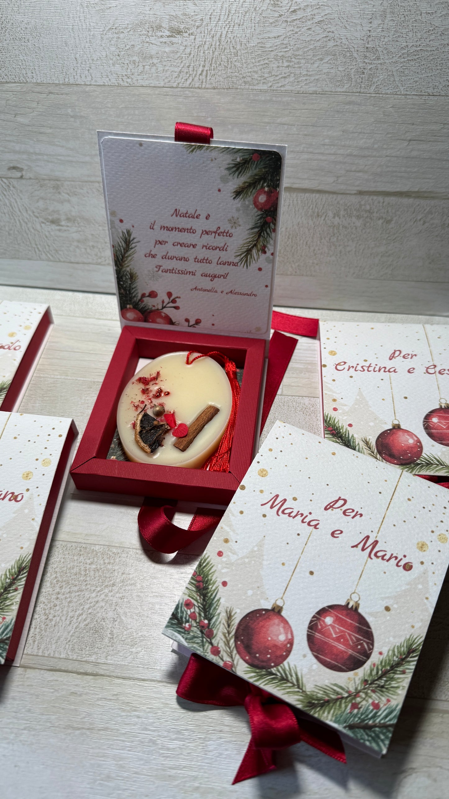 Idea Regalo Natale con Profumatore in Cera di Soia – Cofanetto a Libro
