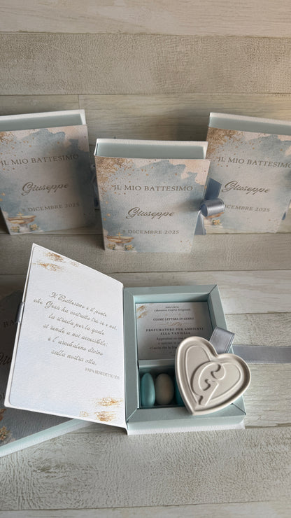 Bomboniera Battesimo con Cuore in Gesso Profumato - Cofanetto a Libro