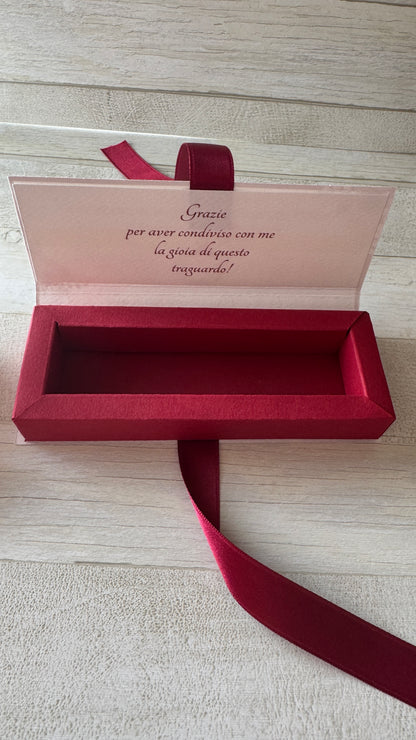 Porta confetti Laurea – Cofanetto a libro degustazione personalizzabile (5 confetti)