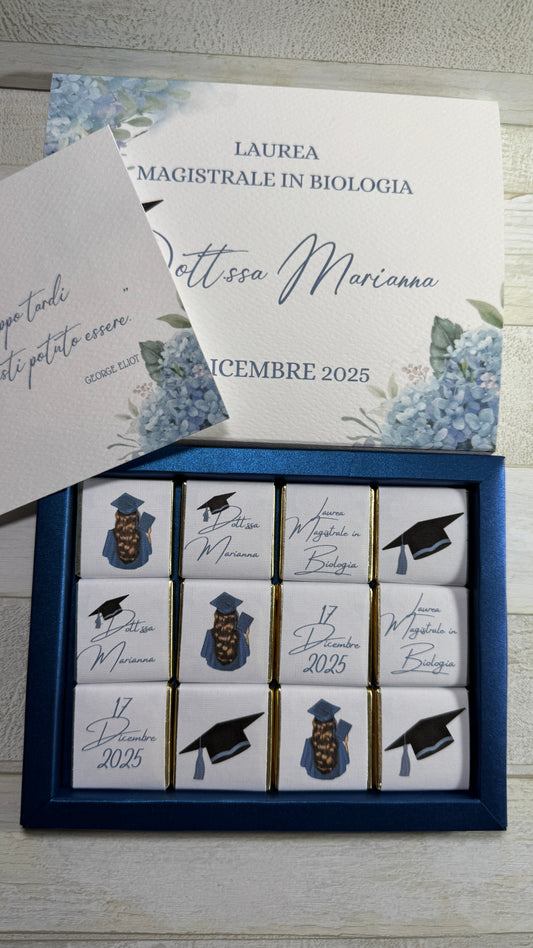 Cioccolatini Laurea – Cofanetto a Scorrimento Personalizzabile (33 × 33 mm)