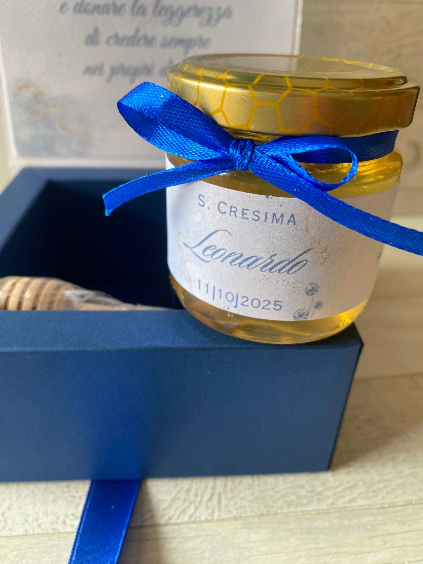 Bomboniera Comunione e Cresima con Vasetto di Miele 120 g – Cofanetto a Libro