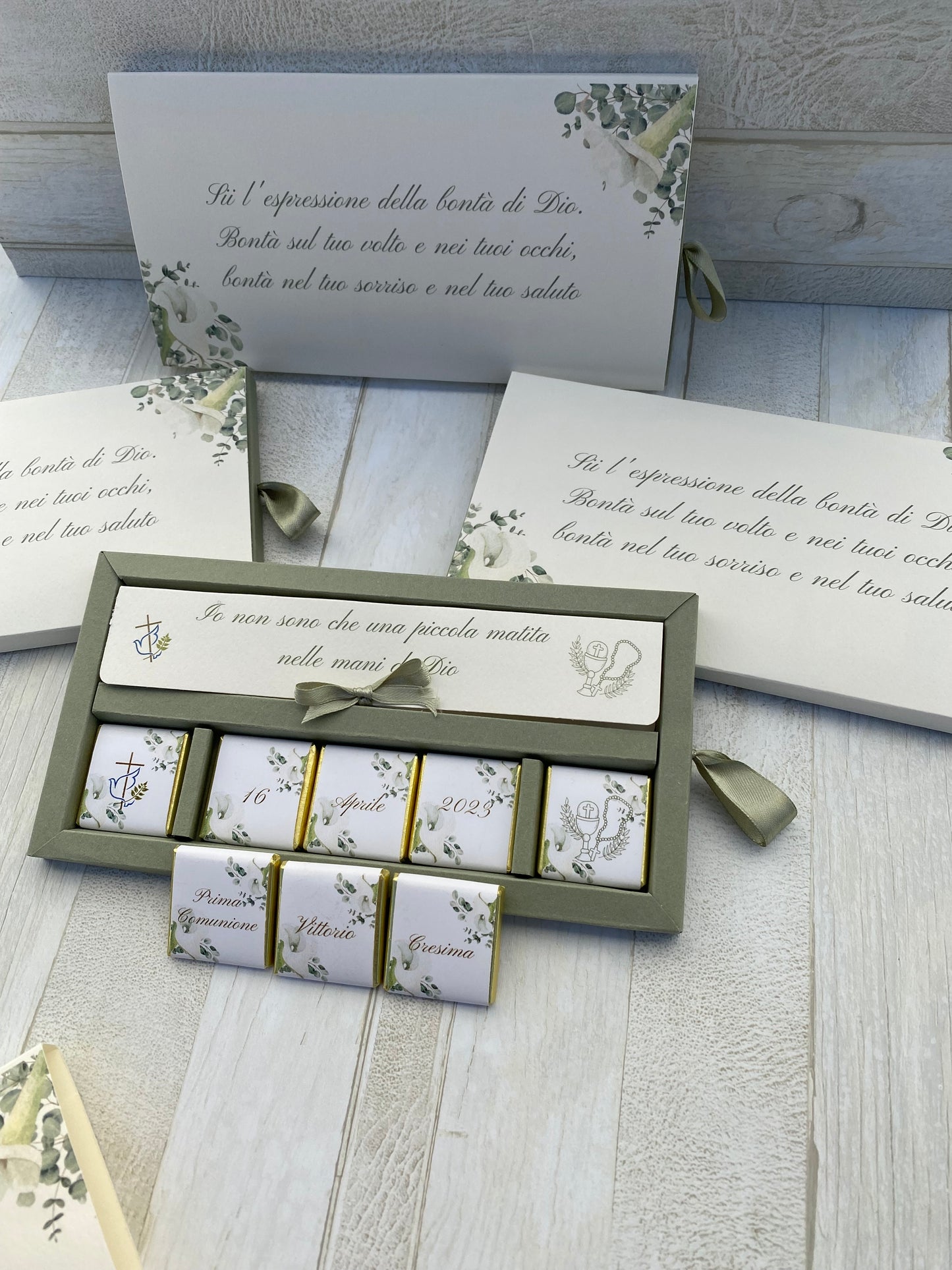 Cofanetto regalo Comunione-Cresima con cioccolatini personalizzati e matita seminabile