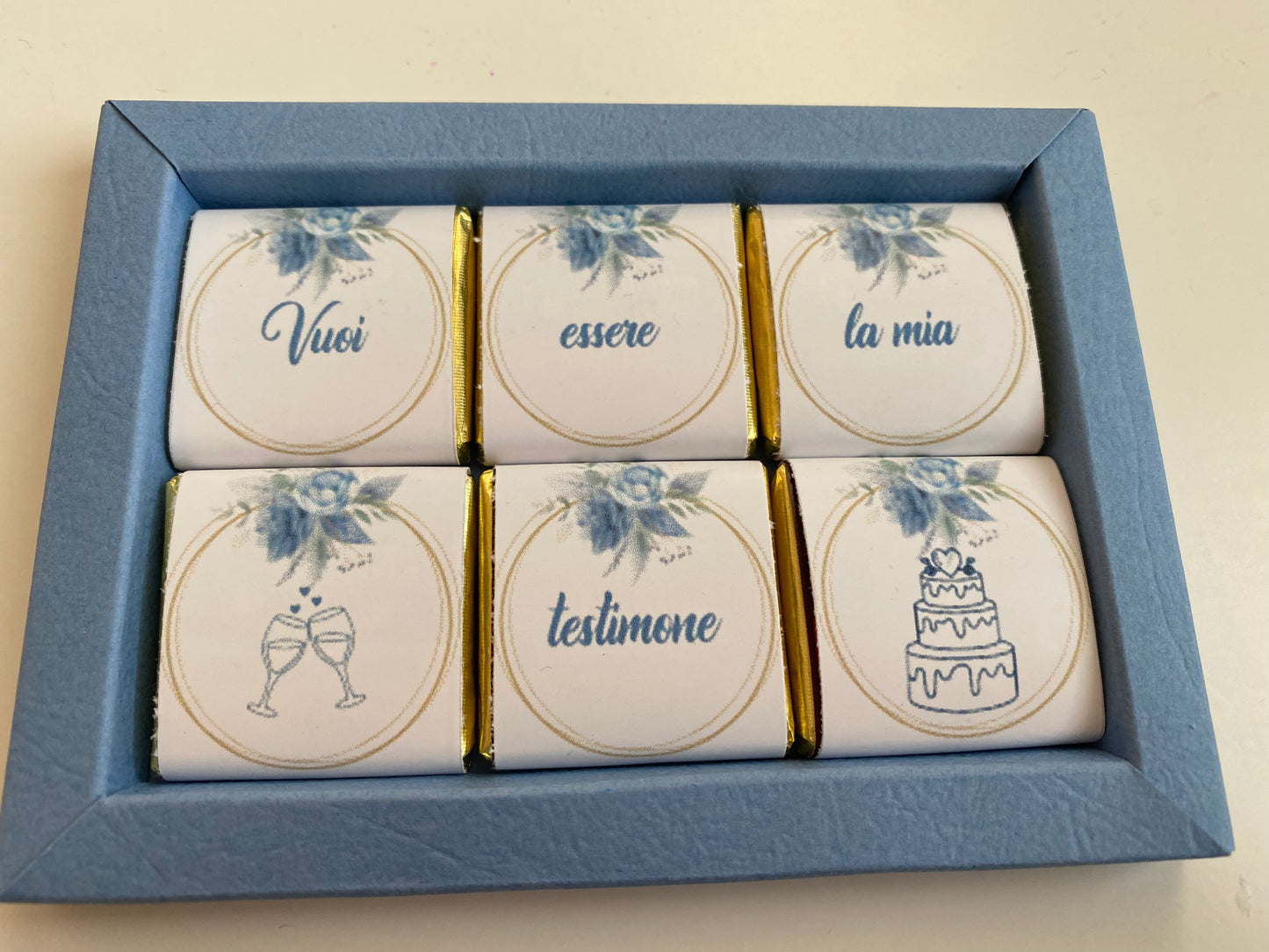 Scatola con cioccolatini personalizzabile - 33x33mm