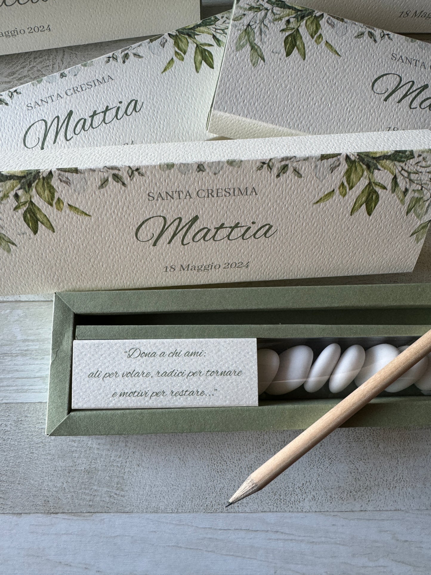 Cofanetto regalo personalizzato per Comunione-Cresima con Matita Seminabile e Confetti