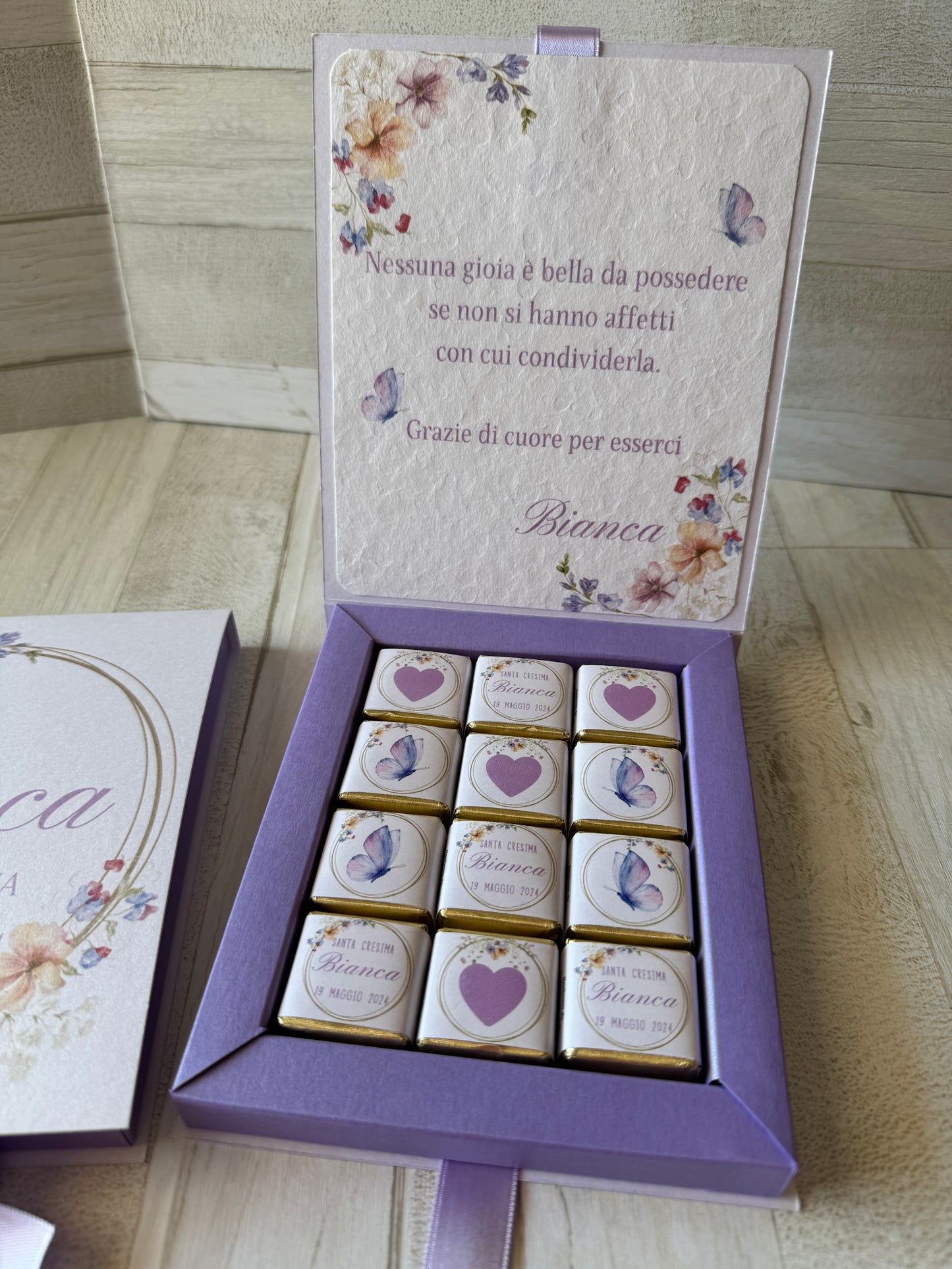 Cioccolatini Comunione e Cresima – Cofanetto a Libro Personalizzabile (25 × 25 mm)