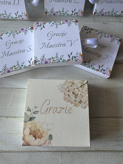 Peonia in cera di soia in cofanetto regalo personalizzato