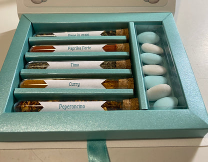 Cofanetto regalo personalizzato con set di 5 di spezie per Comunione-Cresima