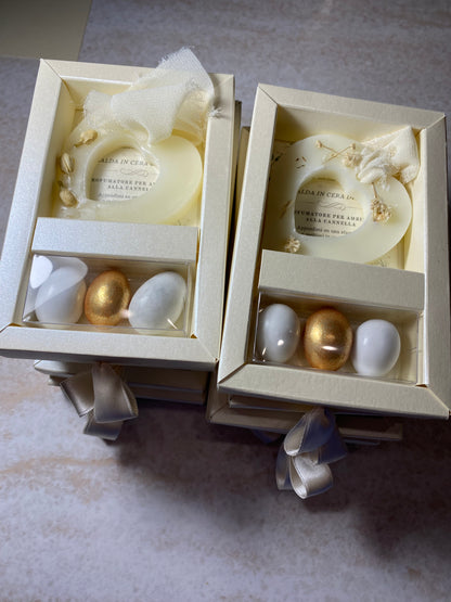 Bomboniera Anniversario Nozze – Cofanetto a Scorrimento con Profumatore in Cera di Soia