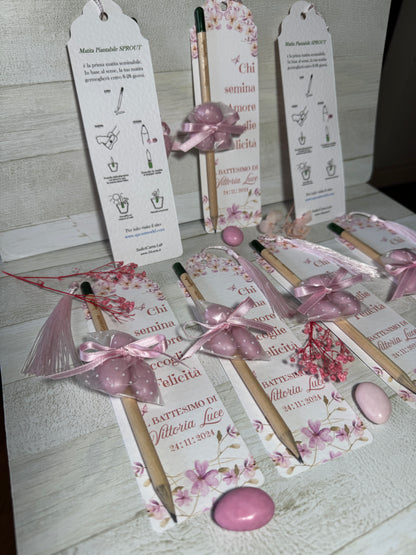 Bomboniera Battesimo – Segnalibro Personalizzato con Matita Seminabile e confetti