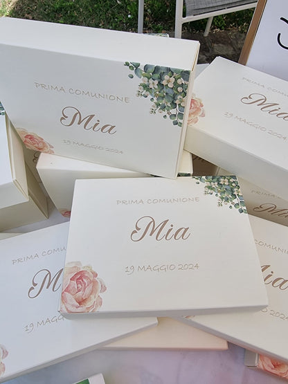 Peonia in cera di soia in cofanetto regalo personalizzato Comunione-Cresima