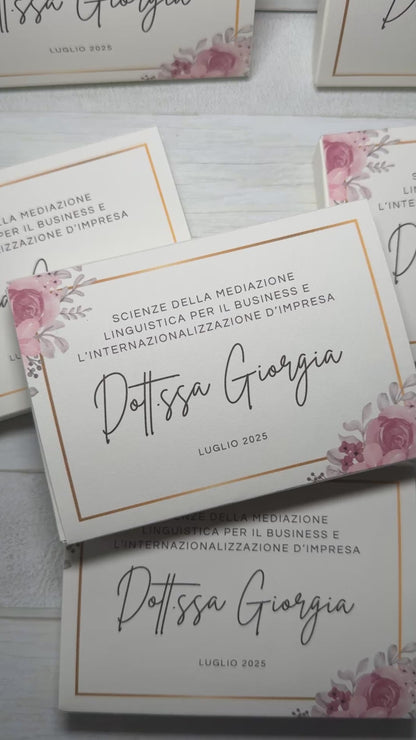 Cofanetto personalizzato Laurea con profumatore in cera di soia e confetti