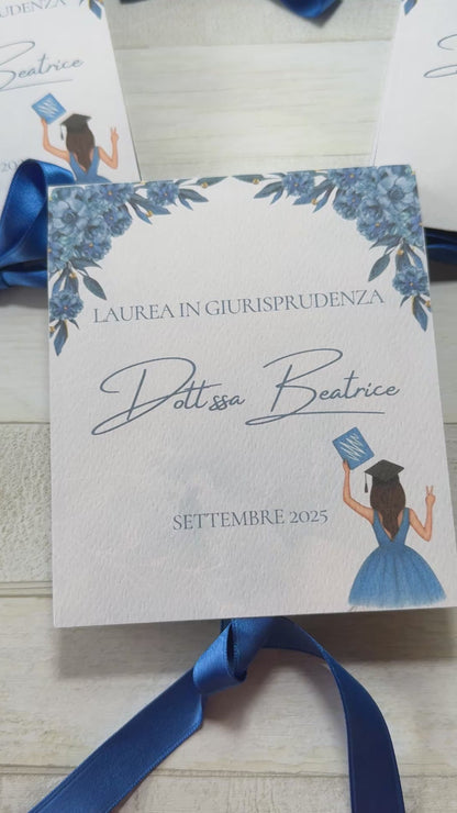 Cioccolatini Laurea – Cofanetto a Libro Personalizzabile (25 × 25 mm)