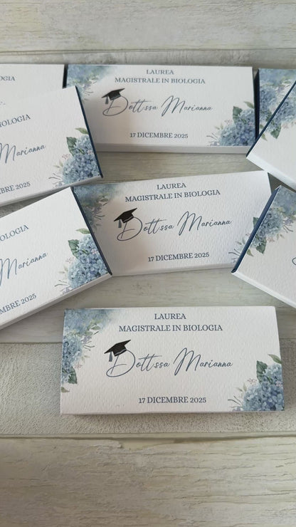 Cioccolatini Laurea – Cofanetto a Scorrimento Personalizzabile (33 × 33 mm)