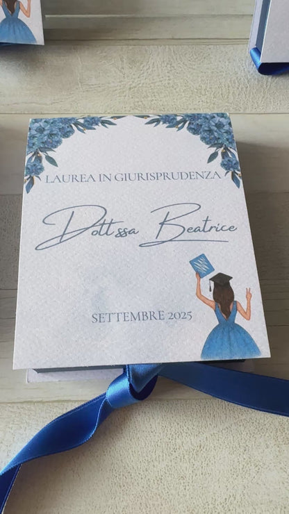 Bomboniera Laurea in cofanetto a Libro con Gessetto Profumato